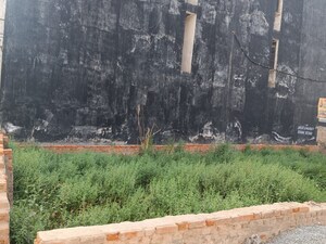  Plot For Sale in Kalindi Kunj