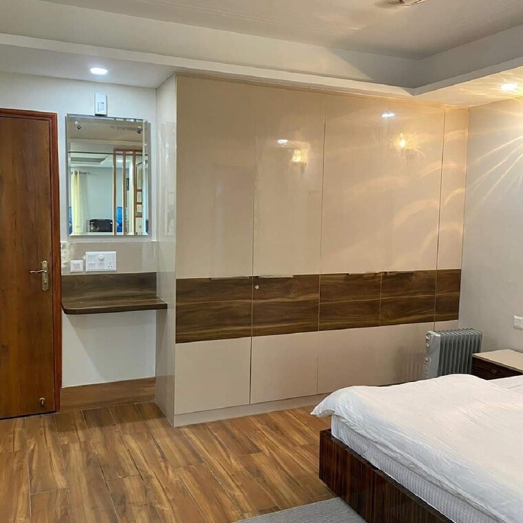 Bedroom, parsvnath-prestige 3 Bedroom 3000 Sq.Ft. Apartment In Sector 93a Noida 8708251