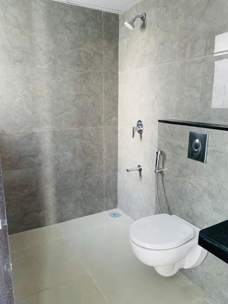Bathroom, gagan-klara 2 Bedroom 825 Sq.Ft. Apartment In Balewadi Pune 8708269