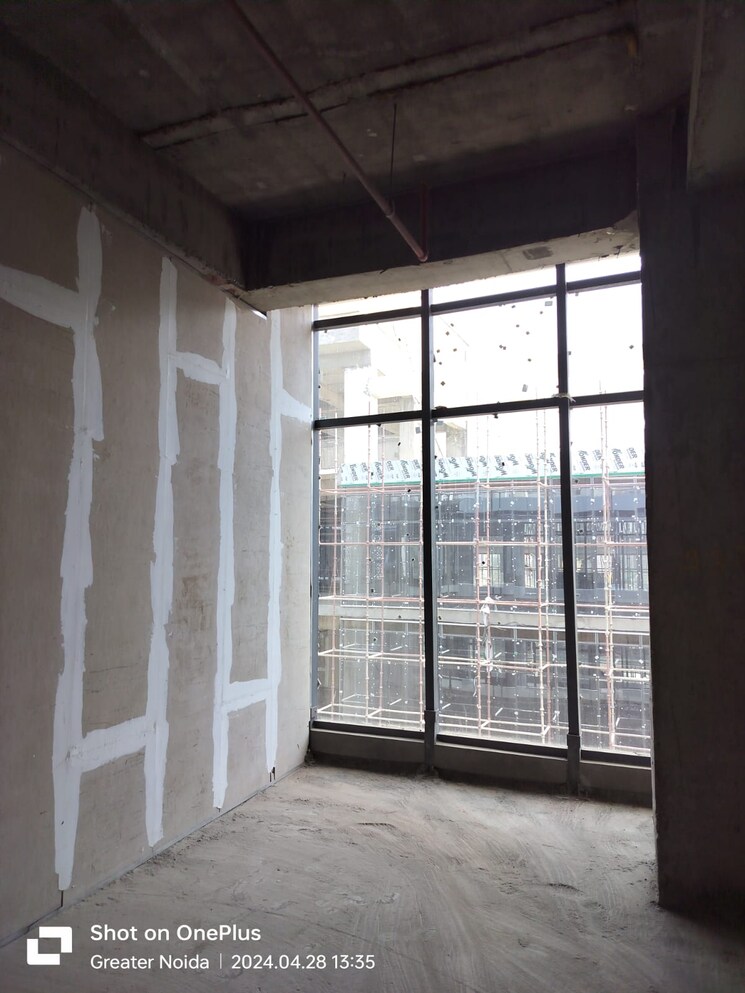 Room, tech zone 4 greater noida Commercial Office Space 400 Sq.Ft. In Tech Zone 4 Greater Noida Greater Noida 8708304