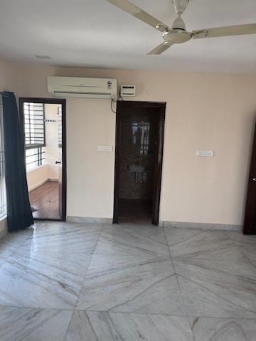Room in 3 BHK Apartment at Manikonda – for Rent