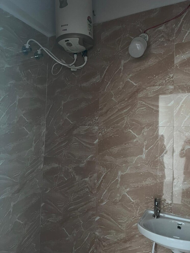 Bathroom, manikonda 3 Bedroom 2300 Sq.Ft. Apartment In Manikonda Hyderabad 8708334