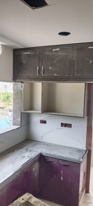 Furnished Amenities in 3 BHK Apartment at Kondapur – for Rent