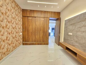 Room in 3 BHK Builder Floor at Pir Machalla – for Sale