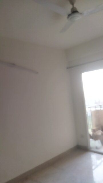 2 BHK Apartment For Rent in Signature Global Orchard Avenue, Sector 93