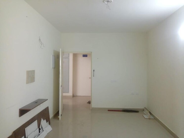 Room, suncity-avenue-102 2 Bedroom 605 Sq.Ft. Apartment In Sector 102 Gurgaon 8708442