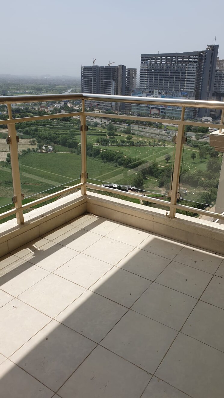 Balcony, gaur-saundaryam 3 Bedroom 1650 Sq.Ft. Apartment In Tech Zone 4 Greater Noida Greater Noida 8708530
