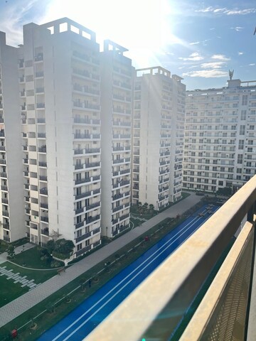 3 BHK Apartment – Exterior View View at Central Park Flower Valley Aqua Front Towers, Sohna Sector 33 - for Rent