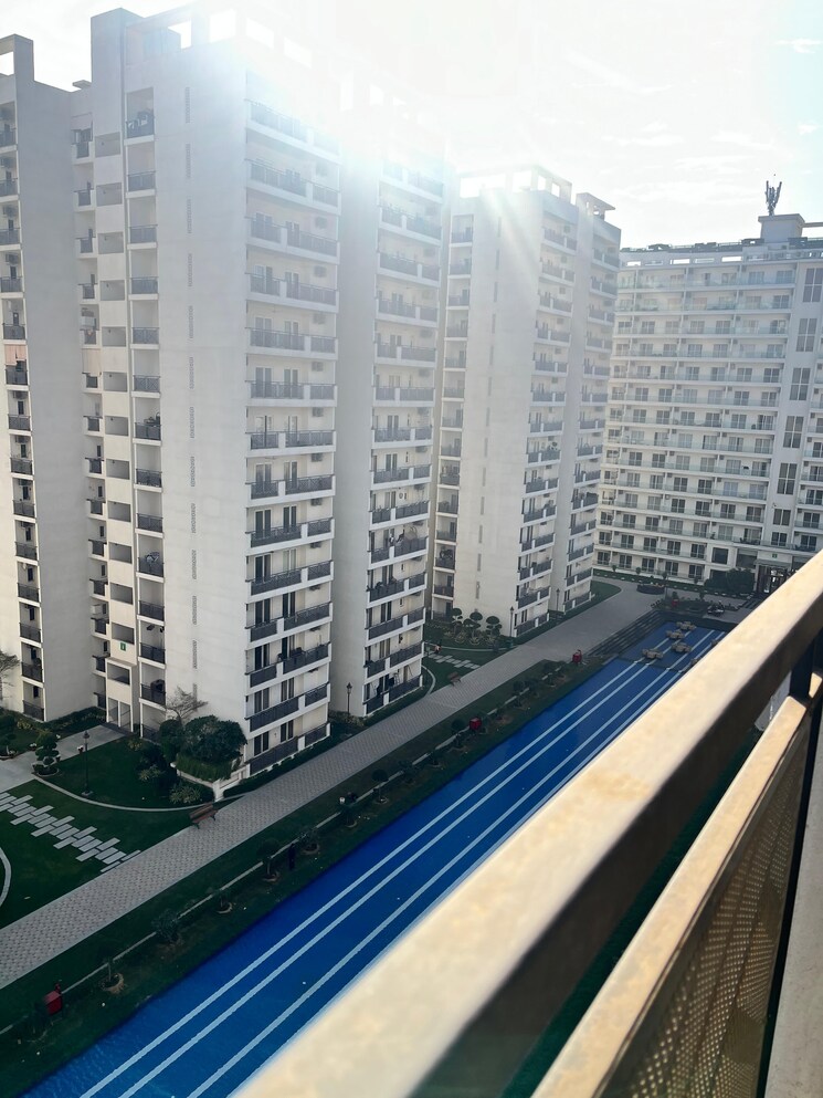 Balcony, central-park-flower-valley-aqua-front-towers 3 Bedroom 2134 Sq.Ft. Apartment In Sohna Sector 33 Gurgaon 8708467