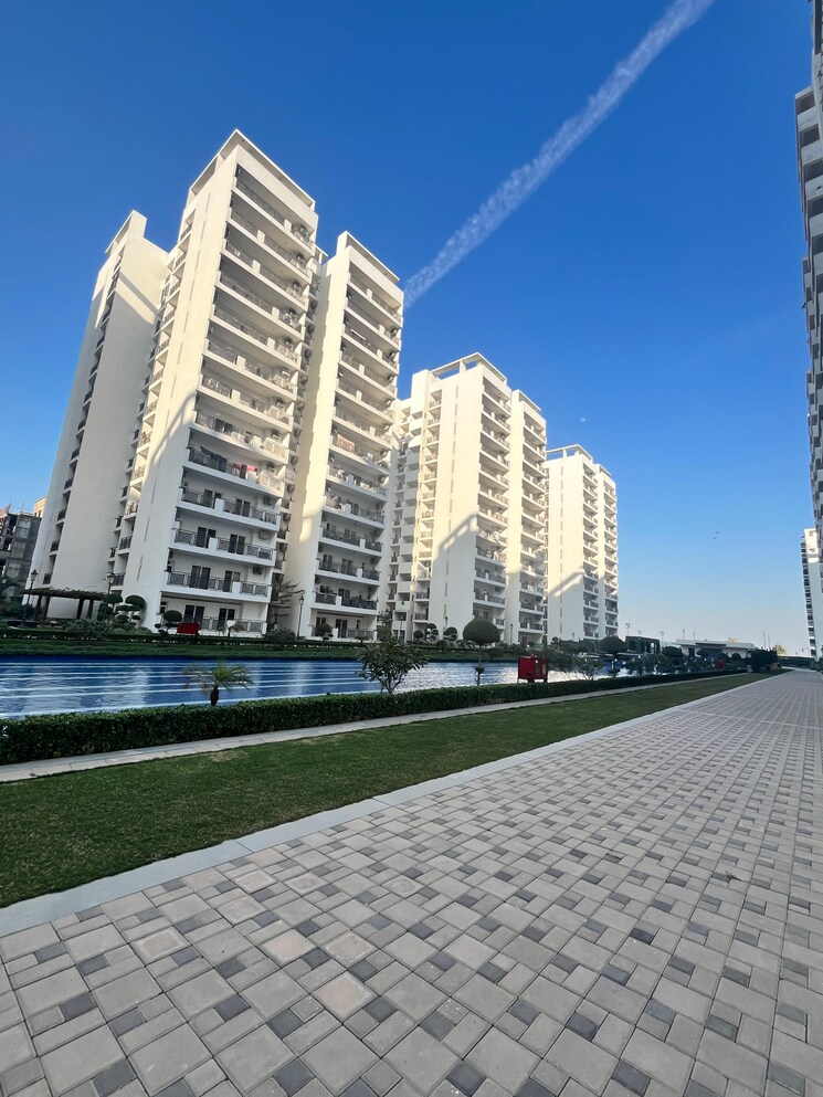 Exterior View, central-park-flower-valley-aqua-front-towers 3 Bedroom 2134 Sq.Ft. Apartment In Sohna Sector 33 Gurgaon 8708467