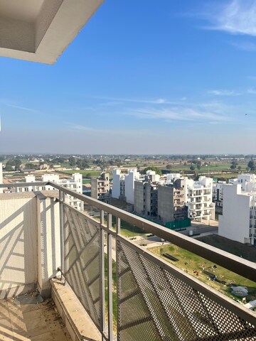 Balcony in 3 BHK Apartment at Central Park Flower Valley Aqua Front Towers, Sohna Sector 33 – for Rent