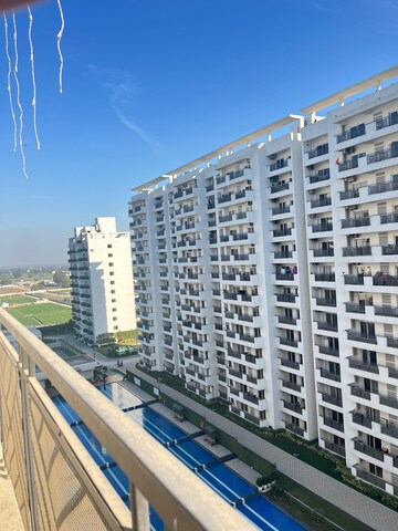 3 BHK Apartment – Exterior View View at Central Park Flower Valley Aqua Front Towers, Sohna Sector 33 - for Rent