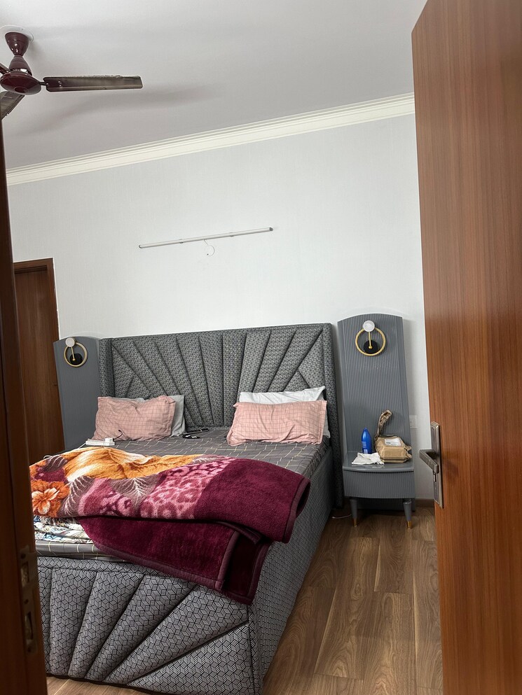 Bedroom, central-park-flower-valley-aqua-front-towers 3 Bedroom 2134 Sq.Ft. Apartment In Sohna Sector 33 Gurgaon 8708467