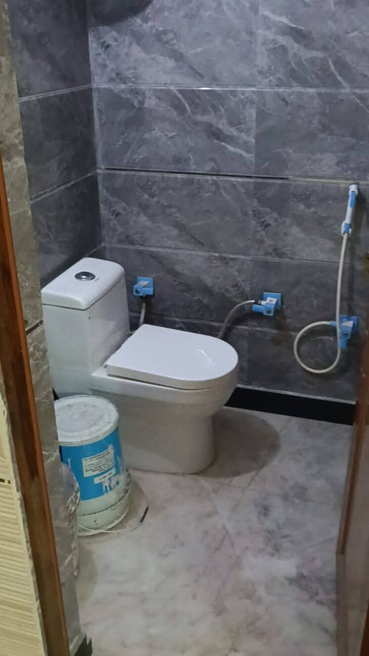 Bathroom, himgiri-enclave 3 Bedroom 900 Sq.Ft. Builder Floor In Burari Delhi 8708458