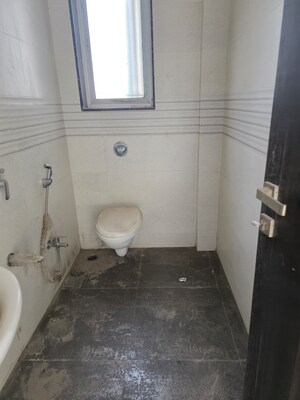 Bathroom in 3 BHK Apartment at Rensar Chistiya Palace, Agripada – for Sale