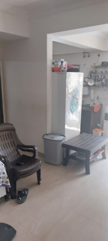 Living Room in 3 BHK Apartment at Mahagun Mahagunpuram, Shastri Nagar – for Sale