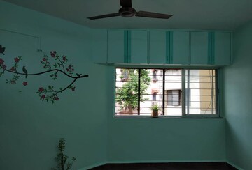 Bedroom in 2 BHK Apartment at Kothrud – for Rent