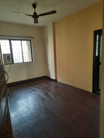 Room in 3 BHK Villa at Rajvilas Hawa Mahal Chs, Manpada – for Rent