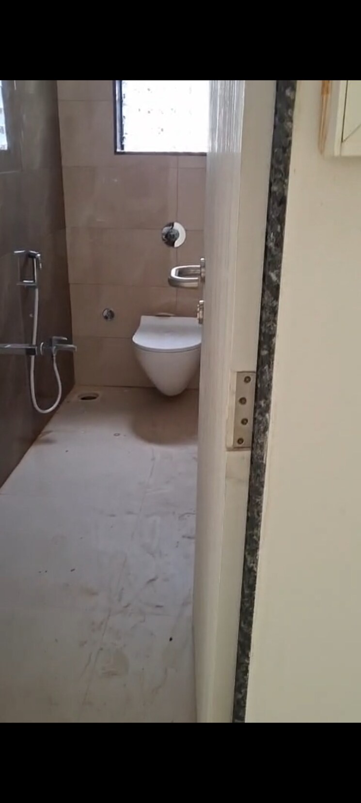 Bathroom, chaitanya-chs-vile-parle 2 Bedroom 650 Sq.Ft. Apartment In Vile Parle East Mumbai 8708574