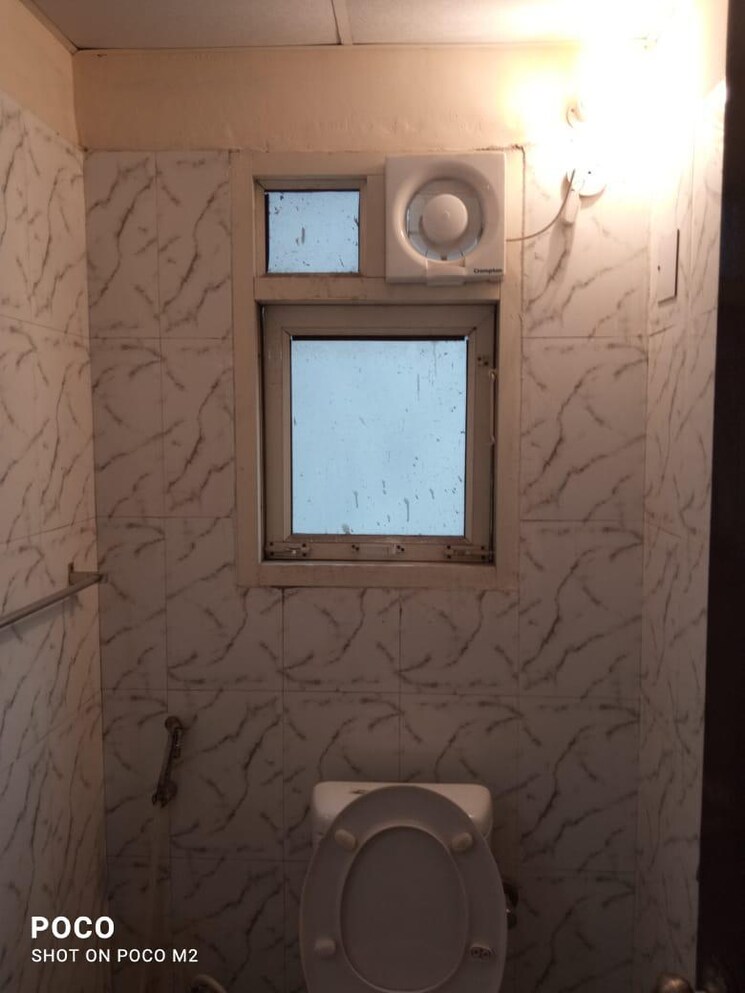 Bathroom, gulshan-vivante 2 Bedroom 1200 Sq.Ft. Apartment In Sector 137 Noida 8708583