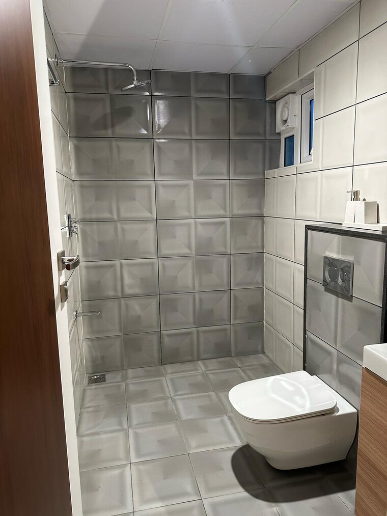 Bathroom, vanshika-natures-harmony 3.5 Bedroom 1804 Sq.Ft. Apartment In Talaghattapura Bangalore 8708584