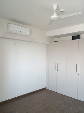 Furnished Amenities in 4 BHK Apartment at ATS Triumph, Sector 104 – for Rent