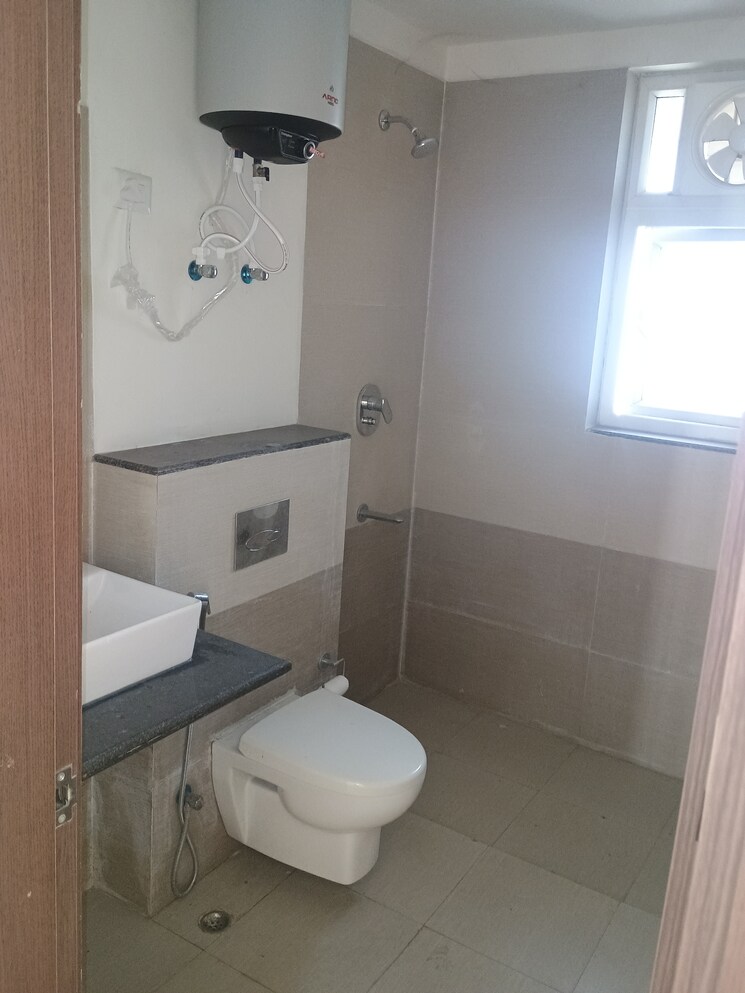 Bathroom, ats-triumph 4 Bedroom 3150 Sq.Ft. Apartment In Sector 104 Gurgaon 8708591