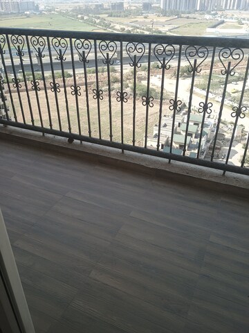 Balcony in 4 BHK Apartment at ATS Triumph, Sector 104 – for Rent