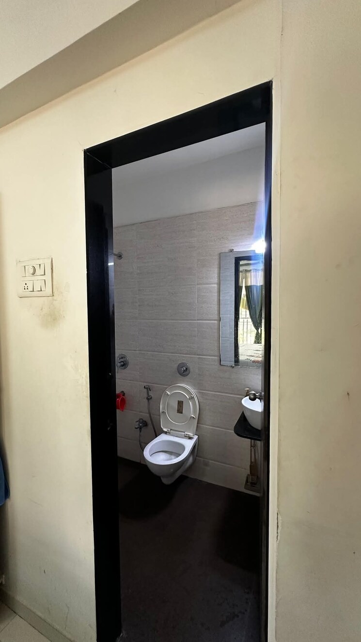 Bathroom, velocity-hill-spring 1.5 Bedroom 430 Sq.Ft. Apartment In Ghodbunder Road Thane 8708600