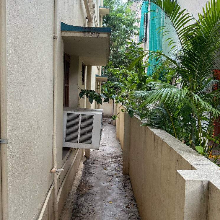 Balcony, cbr-krishnaveni-estates 4 Bedroom 4000 Sq.Ft. Villa In Yapral Hyderabad 8708693