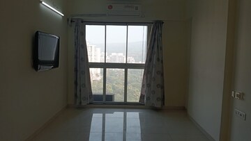 Room in 1 BHK Apartment at Godrej Tranquil, Kandivali East – for Rent