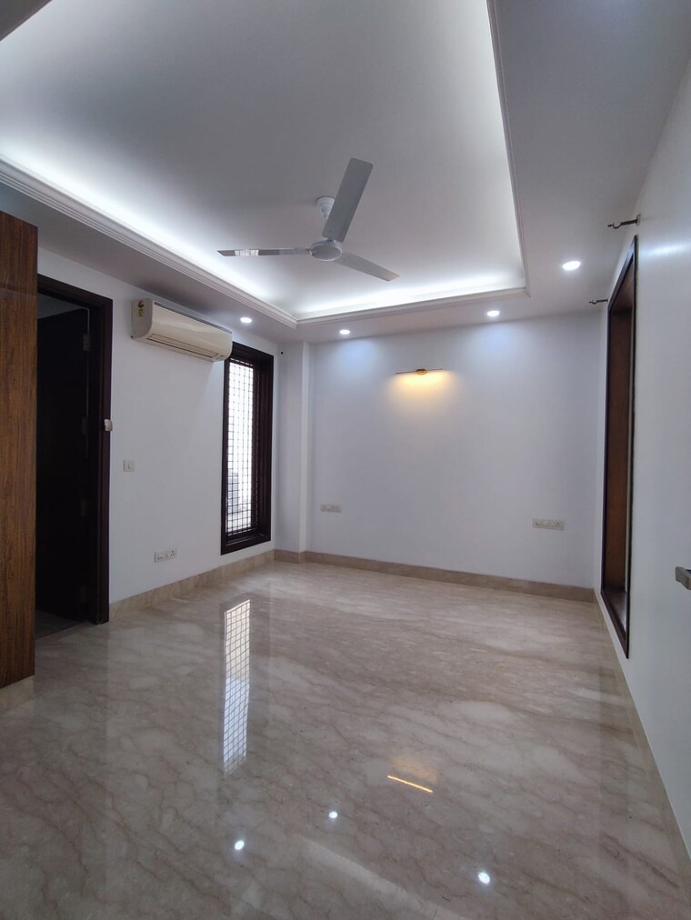 Room, geetanjali enclave 4 Bedroom 3060 Sq.Ft. Builder Floor In Geetanjali Enclave Delhi 8708728