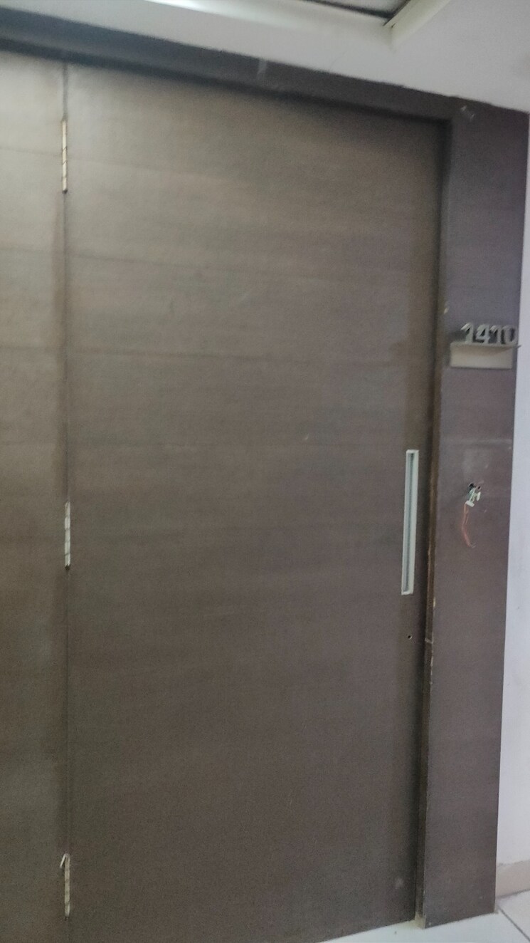 undefined, savvy-shapath-v Commercial Office Space 1380 Sq.Ft. In Prahlad Nagar Ahmedabad 8708763