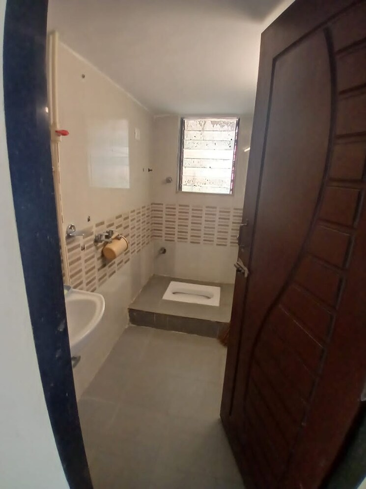 Bathroom, amar-vinay-heritage 2 Bedroom 558 Sq.Ft. Apartment In Mira Road Thane 8708776
