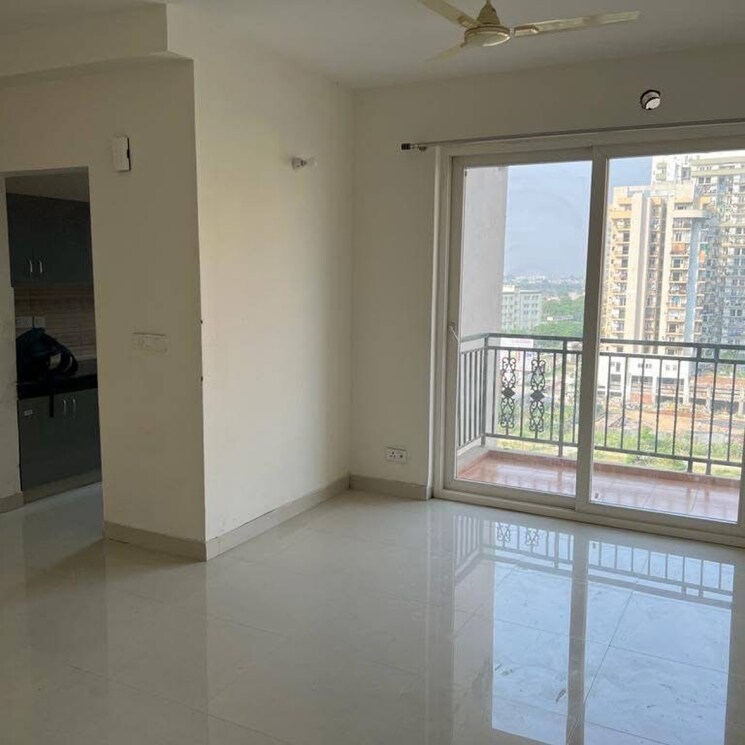 Room, supertech-cape-town 2.5 Bedroom 1150 Sq.Ft. Apartment In Sector 74 Noida 8708778