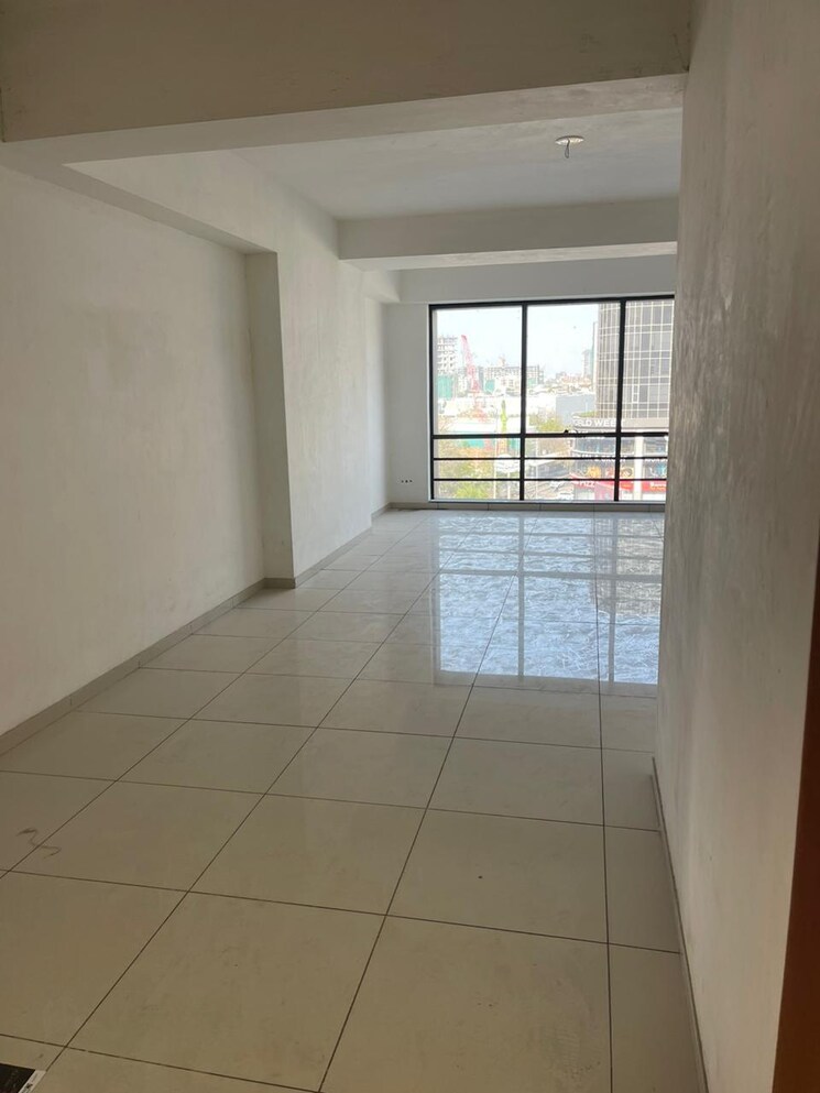 Room, satyamev-elite Commercial Office Space 770 Sq.Ft. In Bopal Ahmedabad 8708820