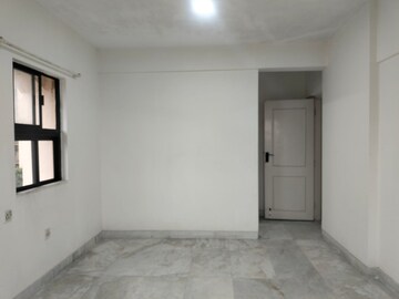 Room in 2 BHK Apartment at Norita Chs Ltd, Powai – for Rent