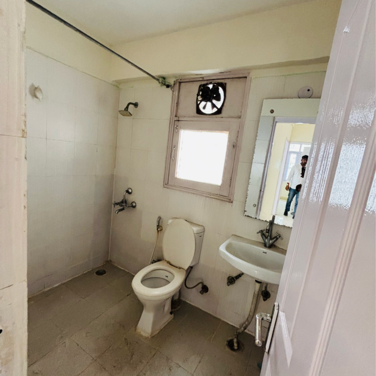 Bathroom, tulip-orange 3 Bedroom 1137 Sq.Ft. Apartment In Sector 70 Gurgaon 8708908