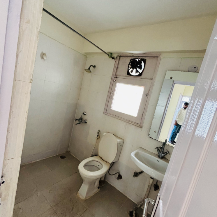 Bathroom, tulip-orange 3 Bedroom 1137 Sq.Ft. Apartment In Sector 70 Gurgaon 8708908