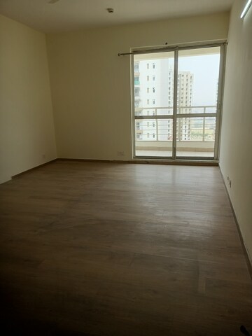 Room in 3.5 BHK Apartment at The 3C Lotus Panache, Sector 110 – for Rent