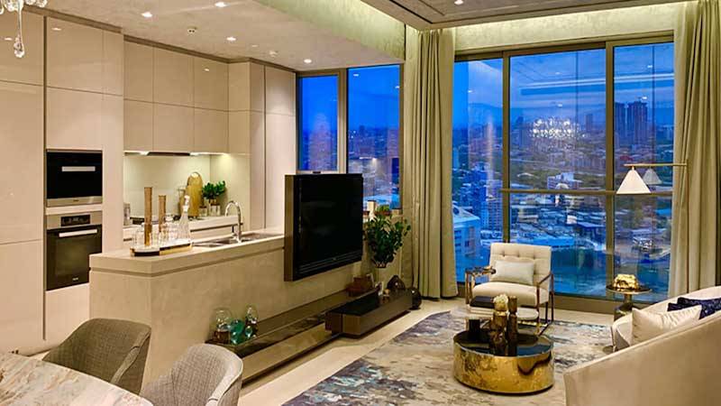 3 BHK + Servant Room Apartment For Sale in Rustomjee 180 Bayview