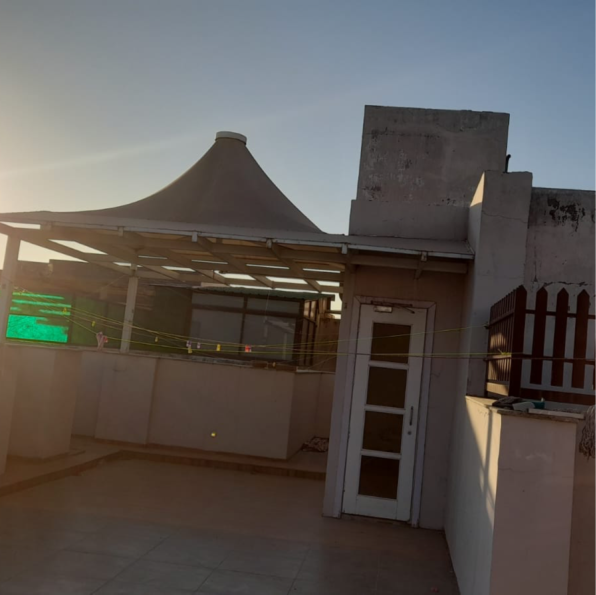 3.5 BHK + Pooja Room,Servant Room Penthouse For Rent in Motia Royal Citi Apartments