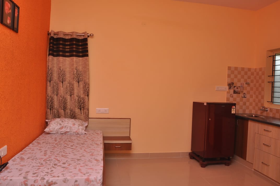 1 RkApartment For Rent in Happy Corner