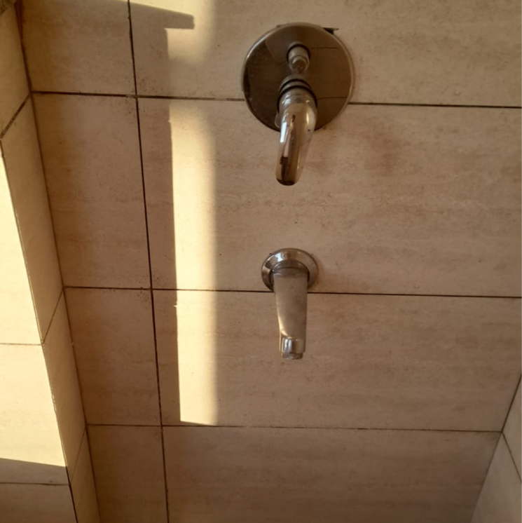 Bathroom, motia-royal-citi-apartments 3.5 Bedroom 3000 Sq.Ft. Penthouse In Ghazipur Zirakpur 8708941