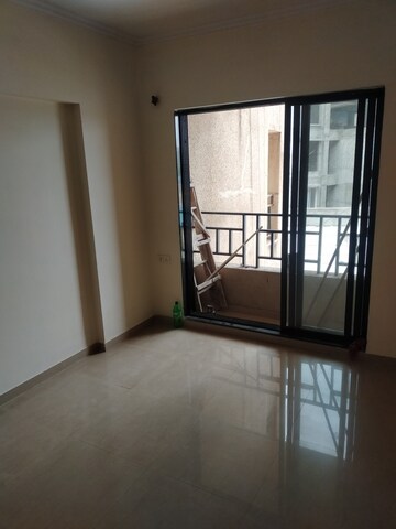 Room in 1 BHK Apartment at Raunak City Phase 2, Kalyan West – for Sale