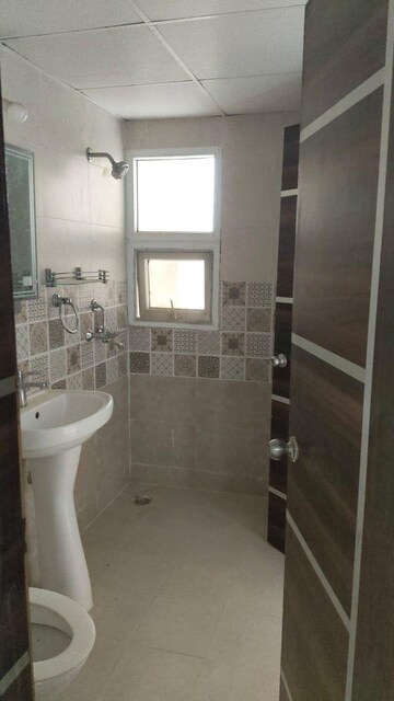 Bathroom in 3.5 BHK Apartment at Saviour Green Arch, Tech Zone 4 Greater Noida – for Sale