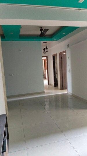 Room in 3.5 BHK Apartment at Saviour Green Arch, Tech Zone 4 Greater Noida – for Sale