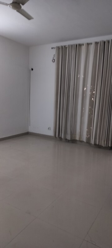 Building Lobby in 3 BHK Independent House at RWA Apartments Sector 50, Sector 50 – for Rent