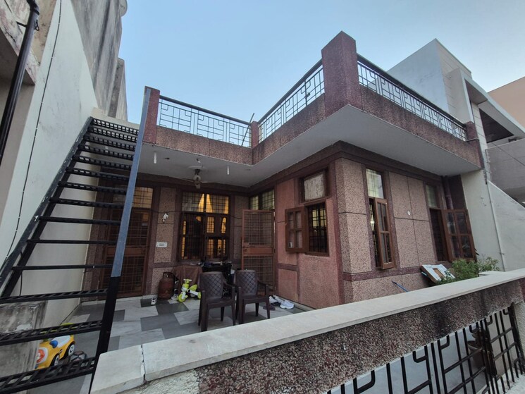 Exterior View, palam vihar 2 Bedroom 263 Sq.Yd. Builder Floor In Palam Vihar Gurgaon 8708944