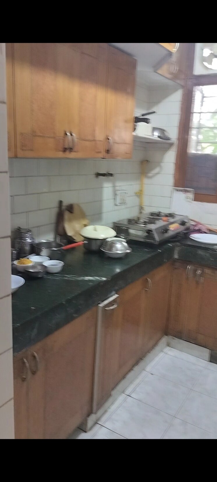 Kitchen, swarnjayanti-rail-nagar 1.5 Bedroom 600 Sq.Ft. Independent House In Sector 50 Noida 8708960